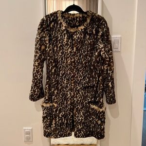 NINA RICCI LEOPARD PRINT FAUX FUR COLLARLESS COAT  SIZE 34 (O/2/XS/S)